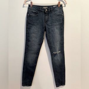 DL1961 Chloe Skinny Admiral Distressed Girls Jeans. Size 14.